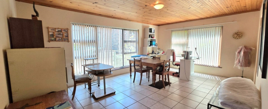 3 Bedroom Property for Sale in Kleinbaai Western Cape